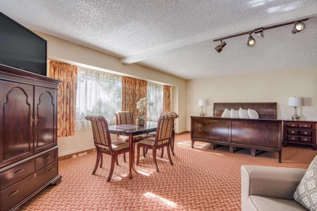Surestay Plus Hotel By Best Western Reno Airport Екстериор снимка