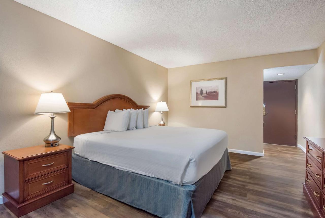 Surestay Plus Hotel By Best Western Reno Airport Екстериор снимка